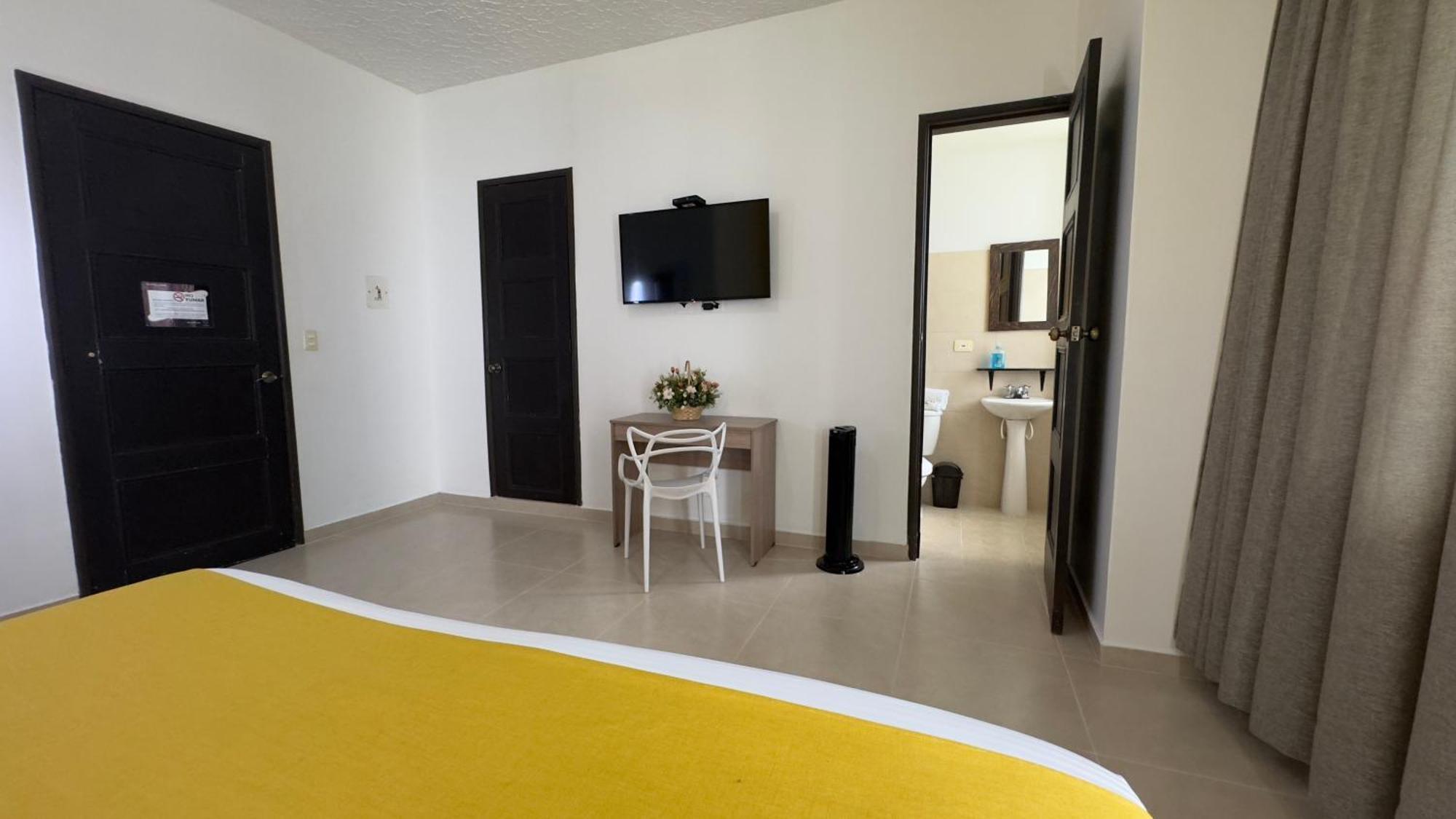 Hotel Cataluna - Soluciones Hoteleras